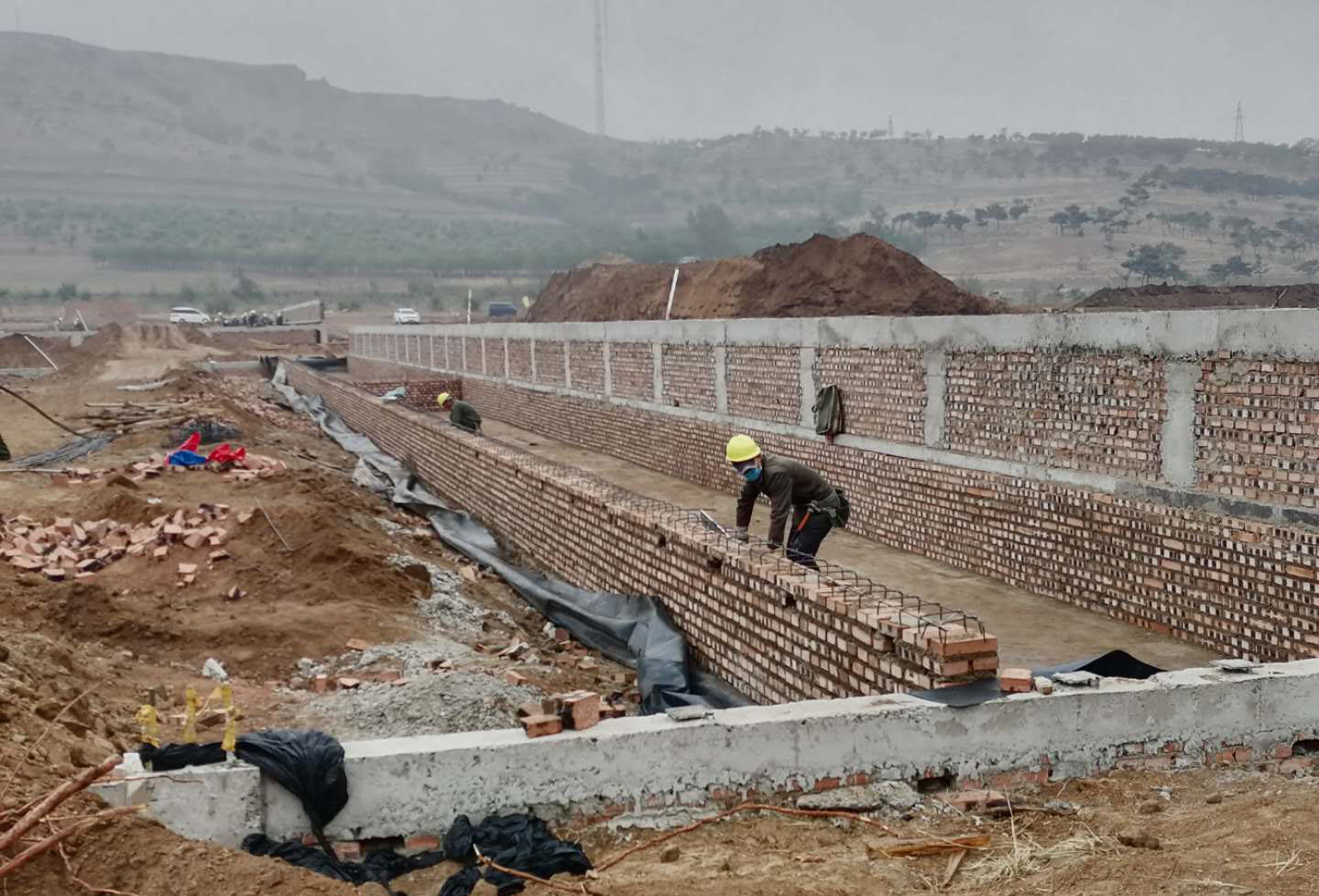 辽宁新望科技有限公司24000头育肥场项目土建钢结构施工总承包工程